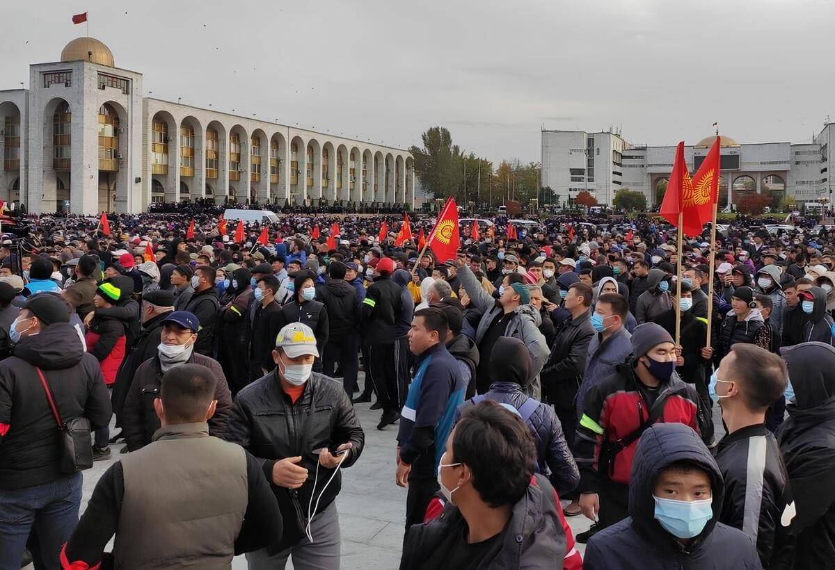 Не мытьем, так катаньем: Запад пытается раскачать обстановку в Кыргызстане